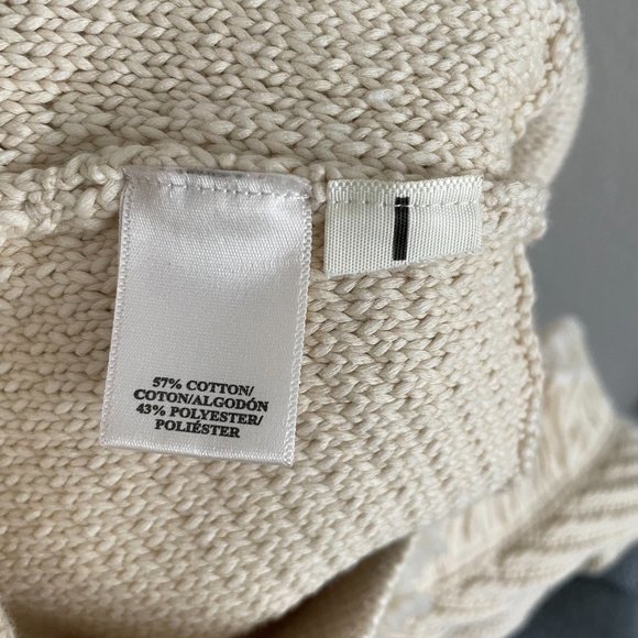 Knit sweater cream vest with fringe - Picture 4 of 5